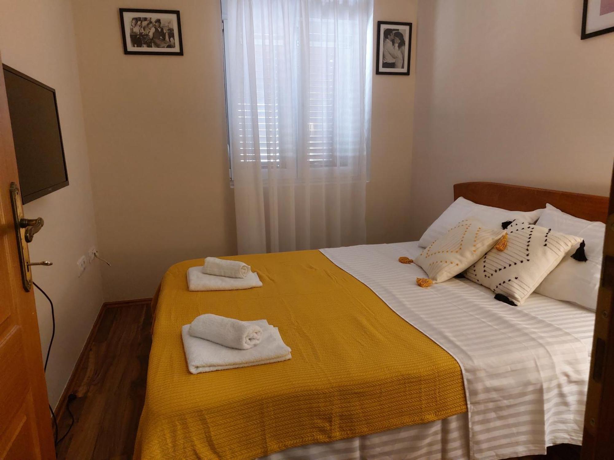 Apartman Sicilija Ξενοδοχείο Ποντγορίτσα Εξωτερικό φωτογραφία